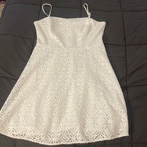 White lace Lilly Pulitzer sun dress
